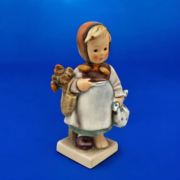 6" Weary Wanderer Hum 204 Hummel Vintage Goebel West Germany Girl Figurine TMK-3 - Picture 1 of 12